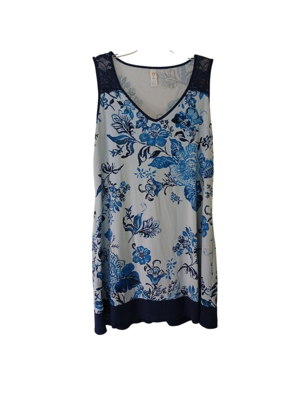 Sleeveless Floral Nightgown Sz M Lace Accents Blue White Floral D Intimates #D36